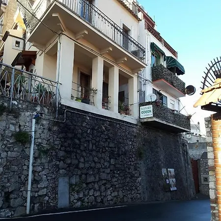 Διαμέρισμα Odeon *
